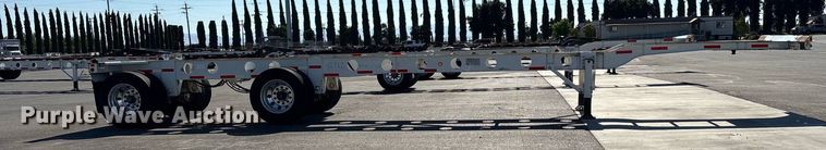 image for item DH8707 2015 Cheetah container trailer