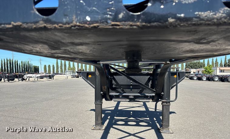 image for item DH8709 2011 Pratt DF432-BS4AAETLD container trailer