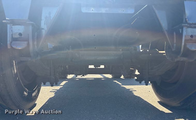 image for item DH8709 2011 Pratt DF432-BS4AAETLD container trailer