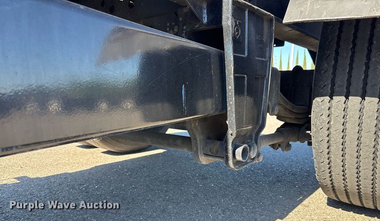 image for item DH8709 2011 Pratt DF432-BS4AAETLD container trailer