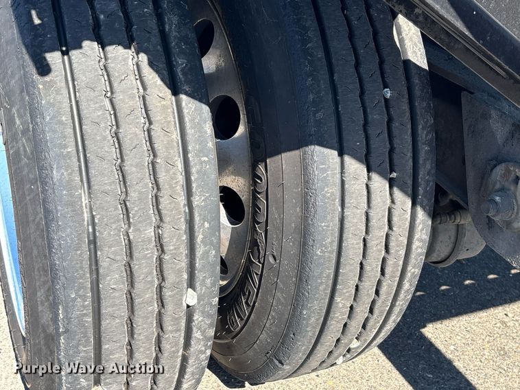 image for item DH8710 2023 Pratt DC432LS9A-R007 container trailer