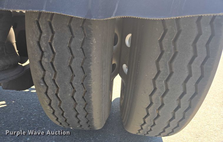 image for item DH8711 2023 Pratt DC432LS9A-R008 container trailer