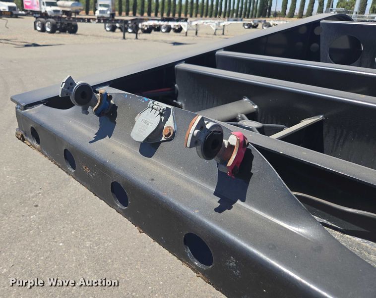 image for item DH8714 2010 Pratt DF432-BS4AAETLD container trailer