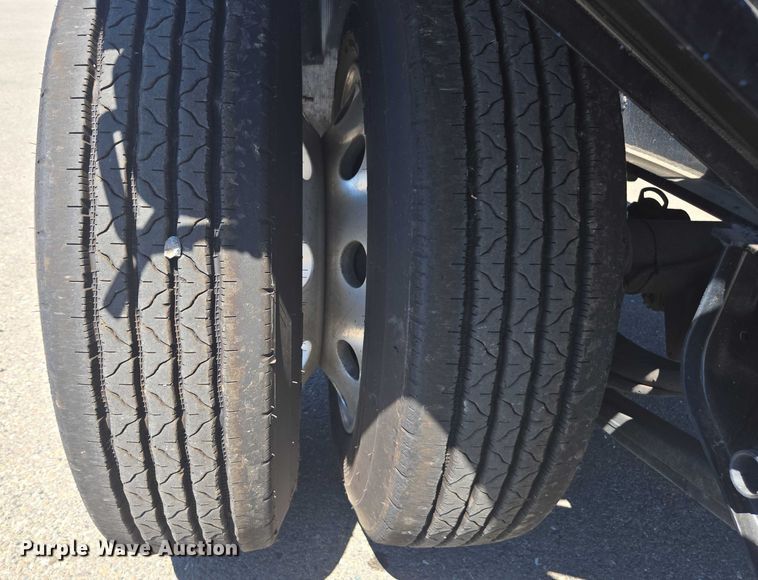 image for item DH8714 2010 Pratt DF432-BS4AAETLD container trailer