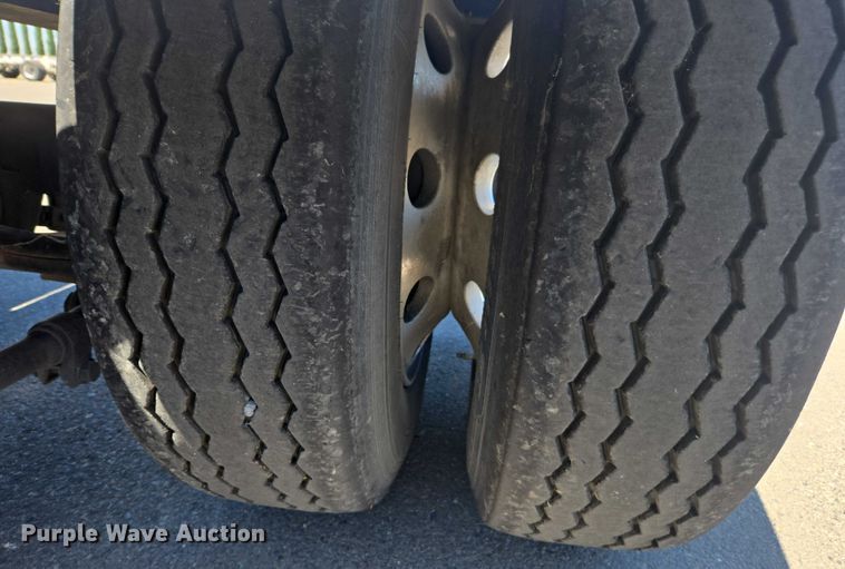 image for item DH8714 2010 Pratt DF432-BS4AAETLD container trailer