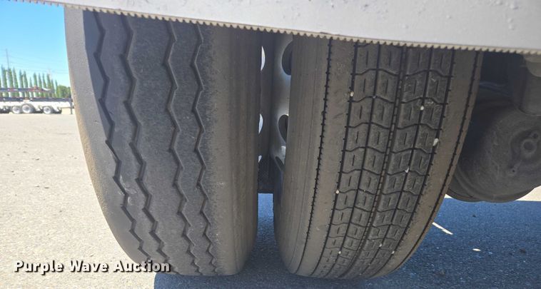 image for item DH8715 2021 Pratt DC432LS9AL-R018 container trailer