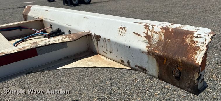 image for item DH8716 2016 Cheetah FB container trailer