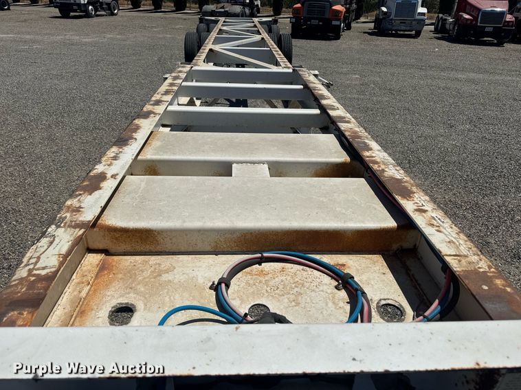 image for item DH8716 2016 Cheetah FB container trailer