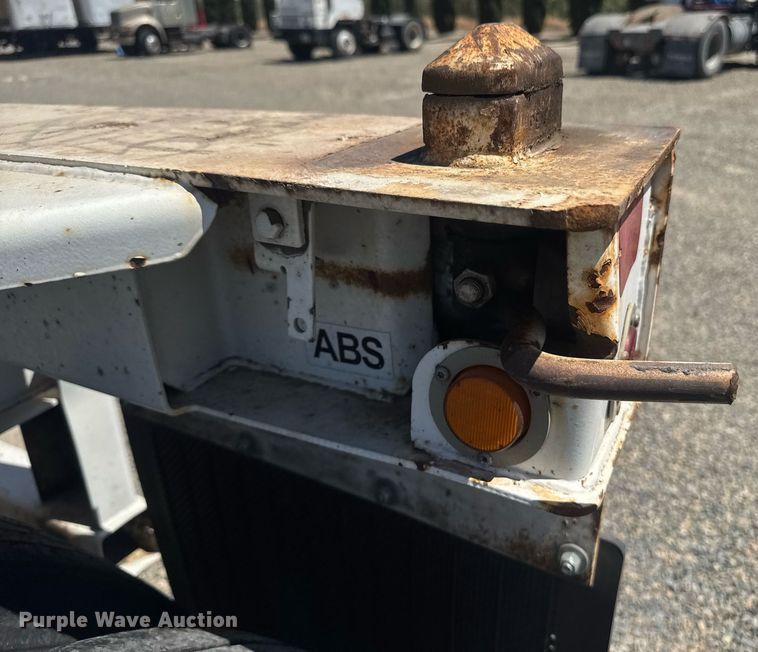 image for item DH8716 2016 Cheetah FB container trailer