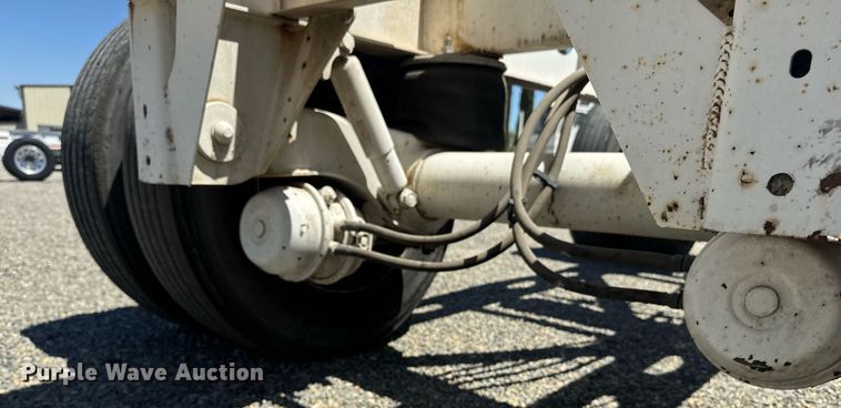 image for item DH8716 2016 Cheetah FB container trailer