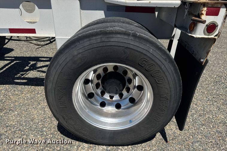 image for item DH8716 2016 Cheetah FB container trailer