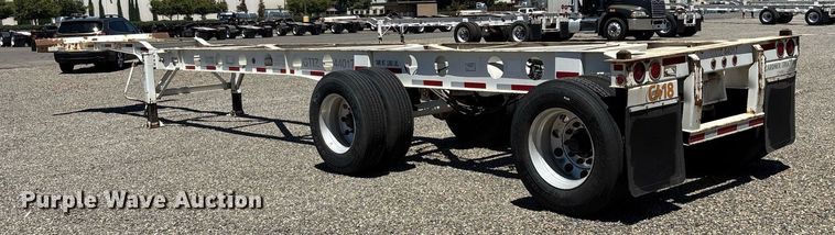 image for item DH8717 2015 Cheetah FB container trailer