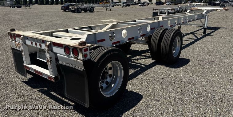 image for item DH8720 2015 Cheetah container trailer