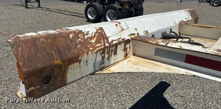 image for item DH8720 2015 Cheetah container trailer