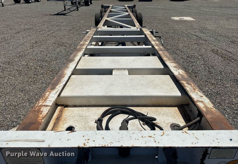 image for item DH8721 2015 Cheetah container trailer