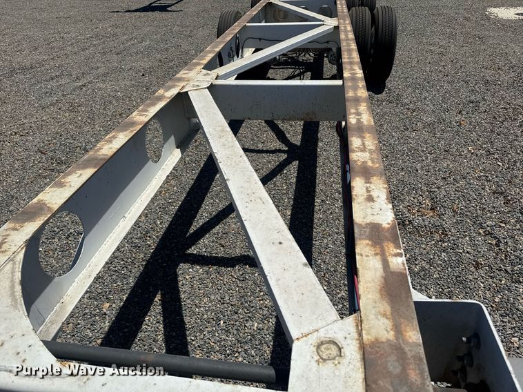 image for item DH8721 2015 Cheetah container trailer