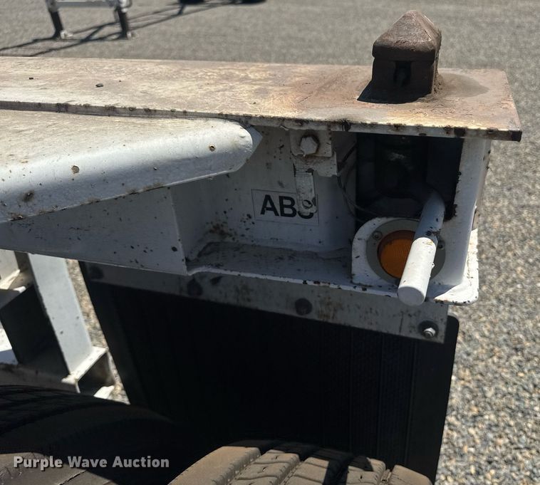 image for item DH8721 2015 Cheetah container trailer