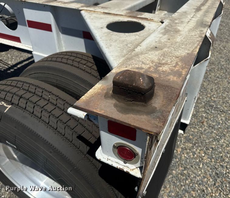 image for item DH8721 2015 Cheetah container trailer