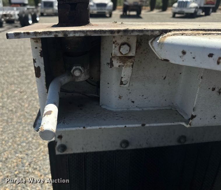 image for item DH8721 2015 Cheetah container trailer