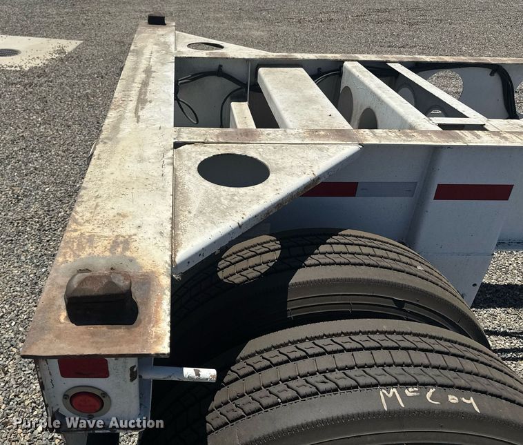 image for item DH8721 2015 Cheetah container trailer