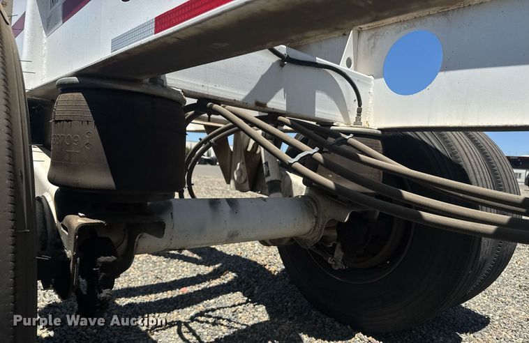 image for item DH8721 2015 Cheetah container trailer