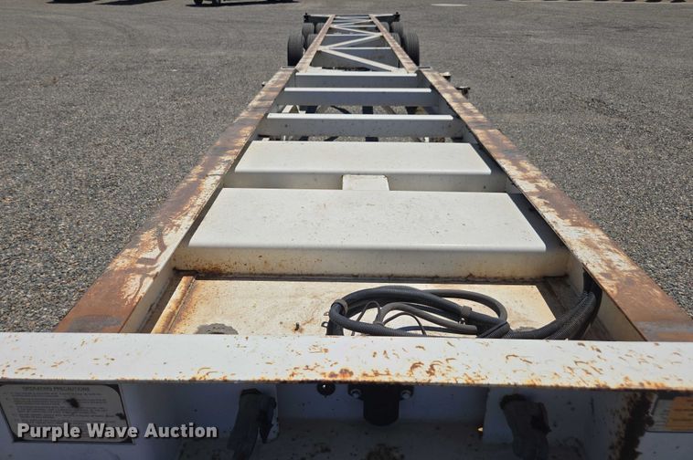 image for item DH8722 2015 Cheetah FB container trailer