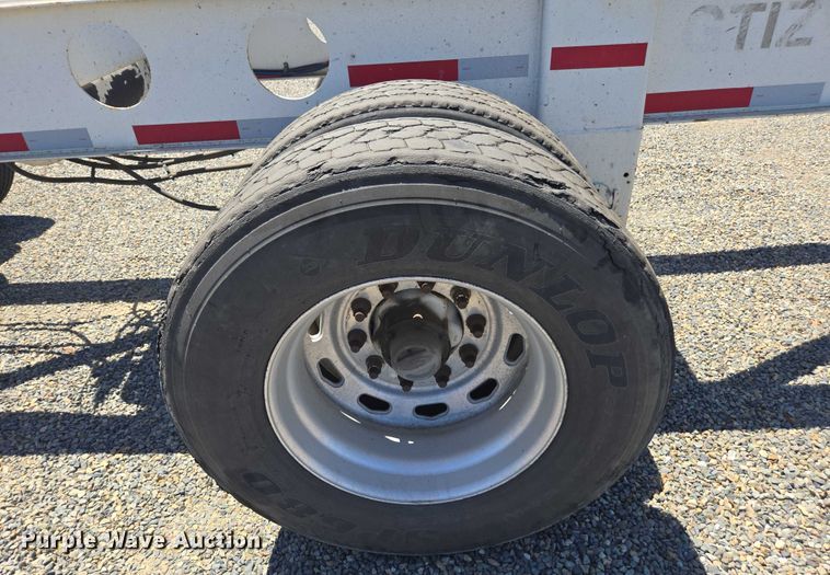 image for item DH8722 2015 Cheetah FB container trailer