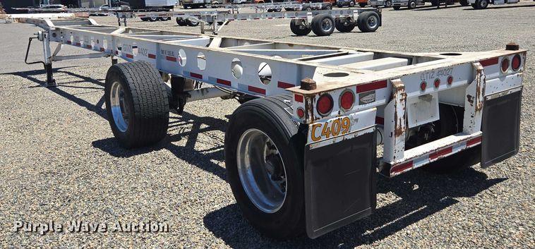 image for item DH8724 2015 Cheetah FB container trailer