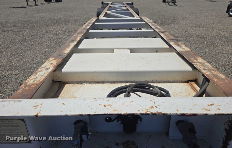 image for item DH8724 2015 Cheetah FB container trailer