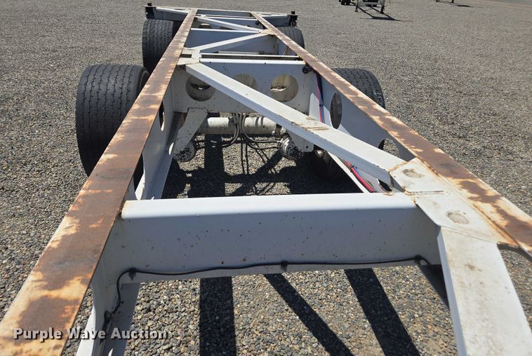 image for item DH8724 2015 Cheetah FB container trailer