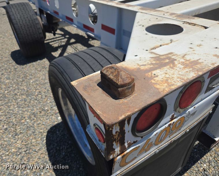 image for item DH8724 2015 Cheetah FB container trailer