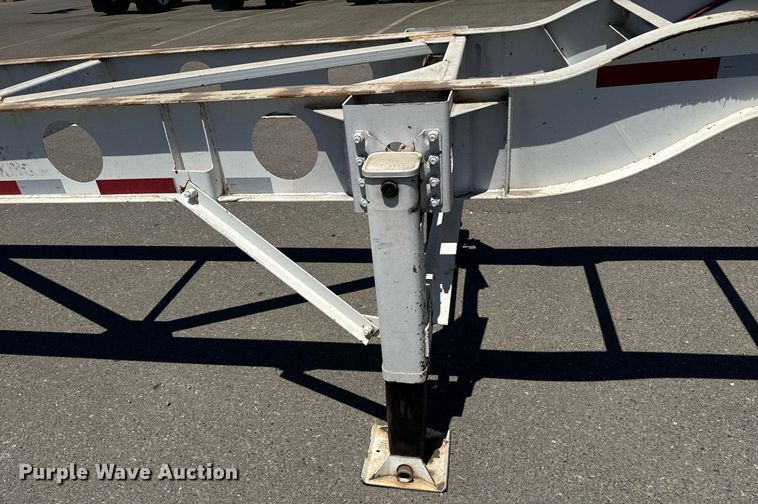 image for item DH8725 2015 Cheetah FB container trailer