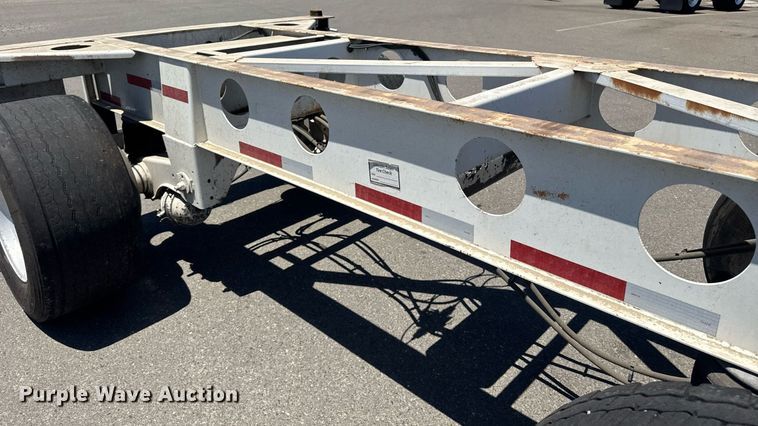 image for item DH8725 2015 Cheetah FB container trailer