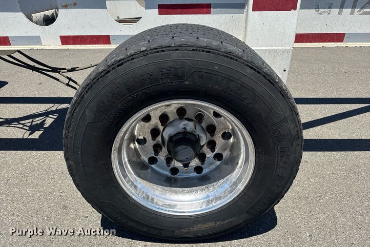 image for item DH8725 2015 Cheetah FB container trailer