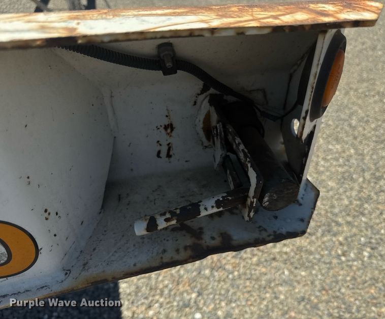 image for item DH8726 2016 Cheetah container trailer