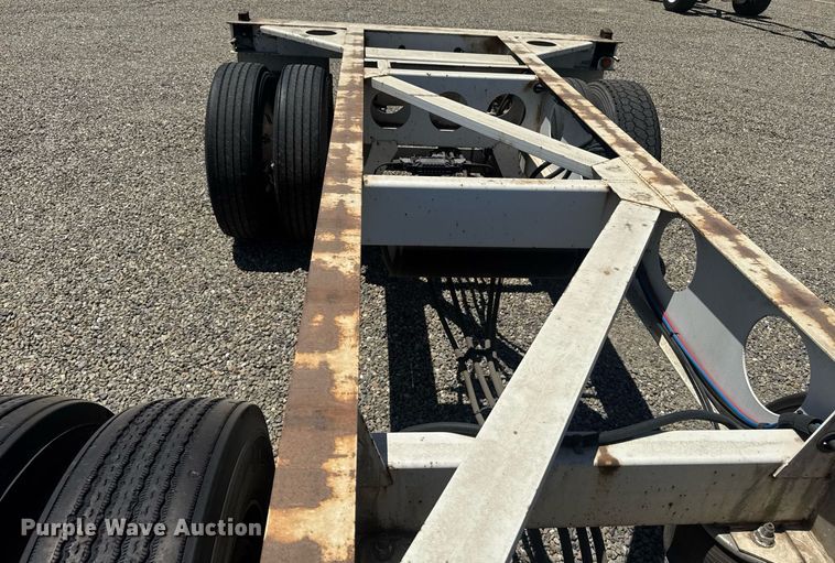 image for item DH8726 2016 Cheetah container trailer