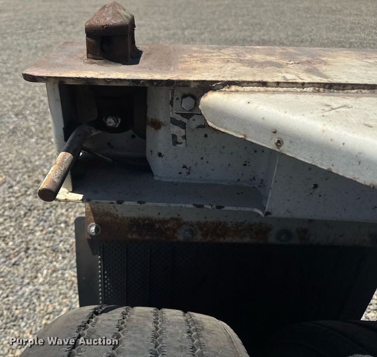 image for item DH8726 2016 Cheetah container trailer