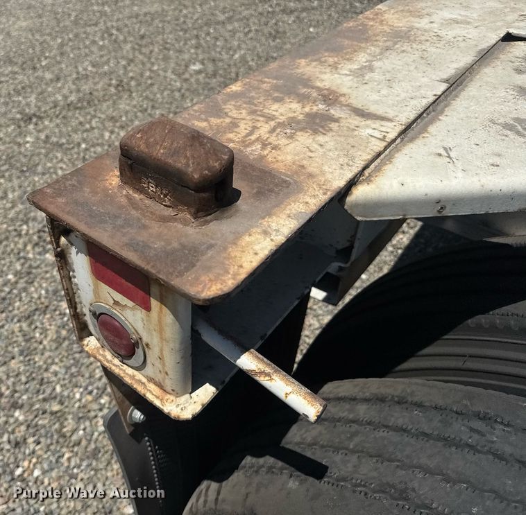 image for item DH8726 2016 Cheetah container trailer