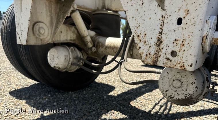 image for item DH8726 2016 Cheetah container trailer