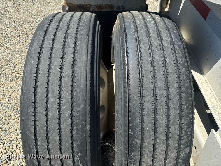 image for item DH8726 2016 Cheetah container trailer