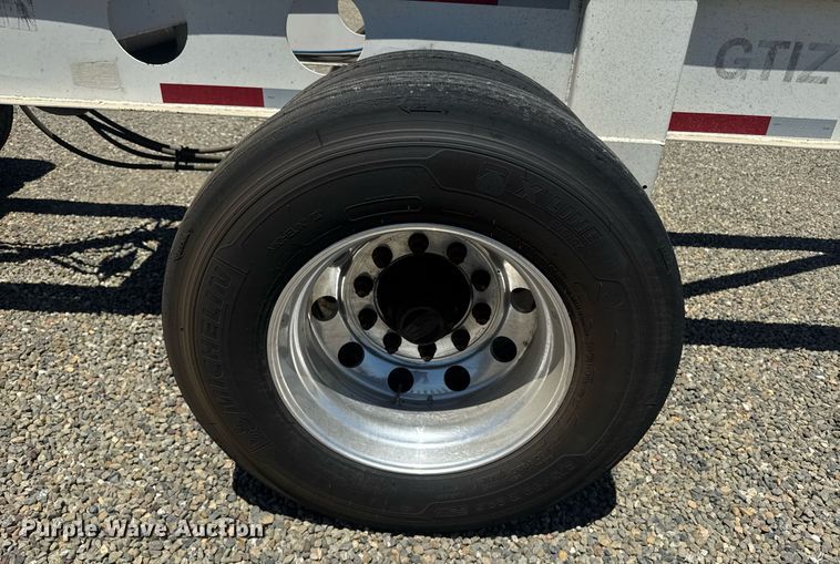 image for item DH8726 2016 Cheetah container trailer