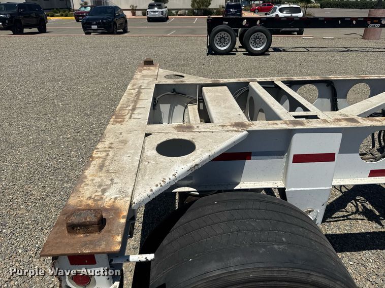 image for item DH8727 2015 Cheetah FB container trailer