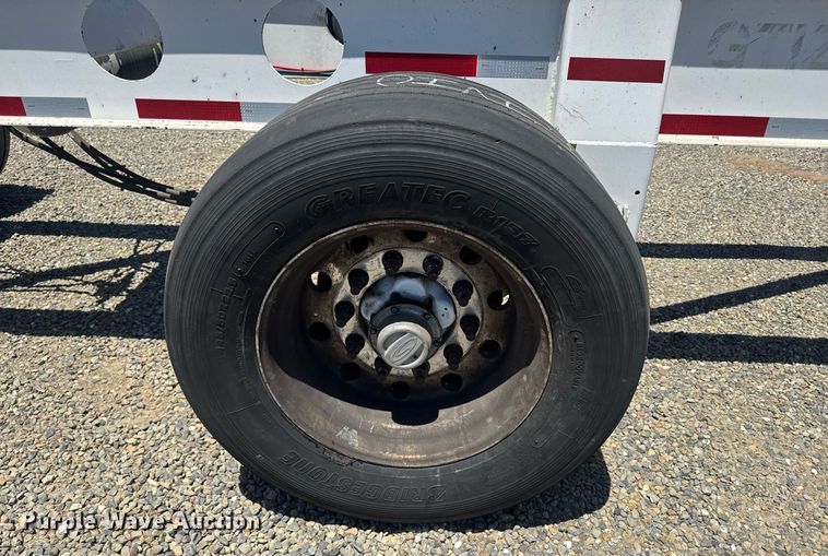 image for item DH8727 2015 Cheetah FB container trailer