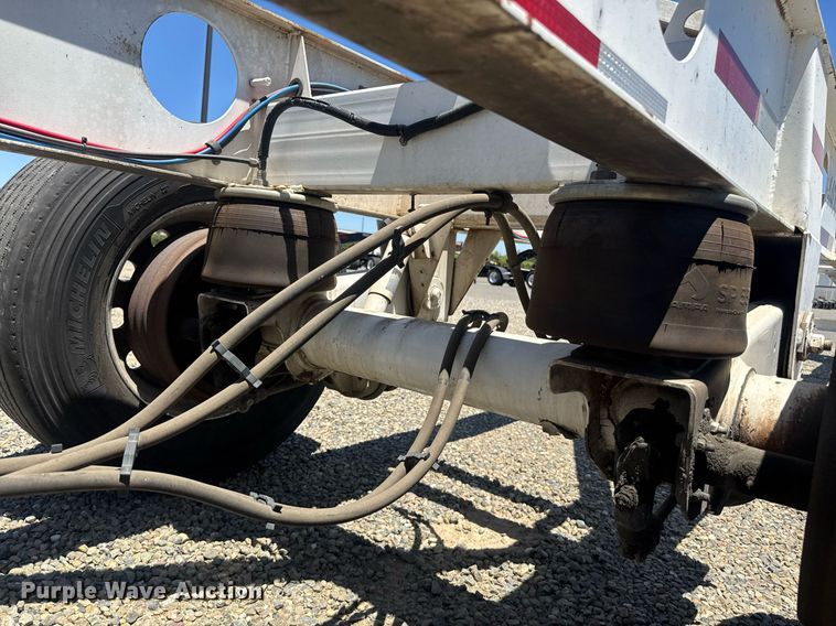 image for item DH8727 2015 Cheetah FB container trailer