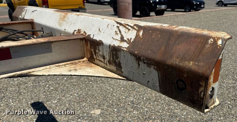 image for item DH8728 2016 Cheetah FB container trailer