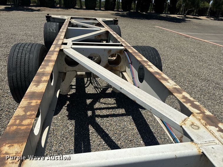 image for item DH8728 2016 Cheetah FB container trailer