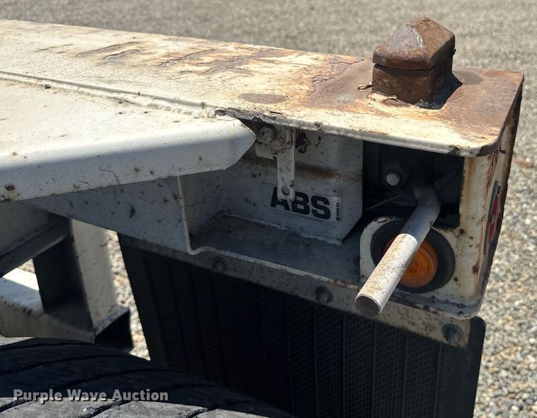 image for item DH8728 2016 Cheetah FB container trailer