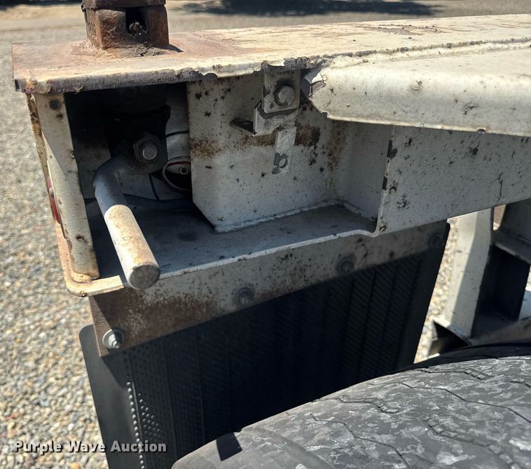 image for item DH8728 2016 Cheetah FB container trailer