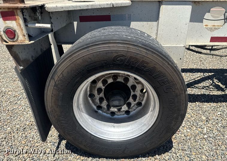 image for item DH8728 2016 Cheetah FB container trailer