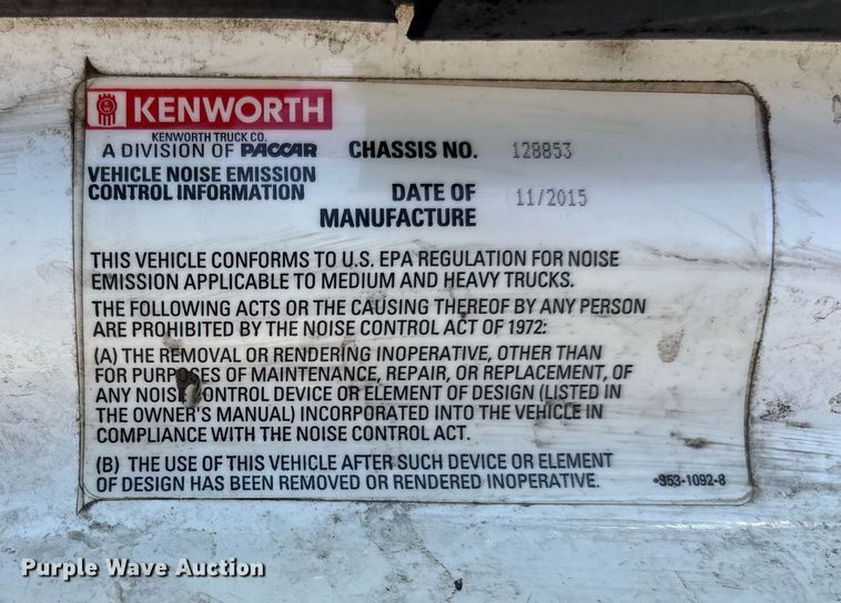 image for item DH8729 2016 Kenworth T880 semi truck